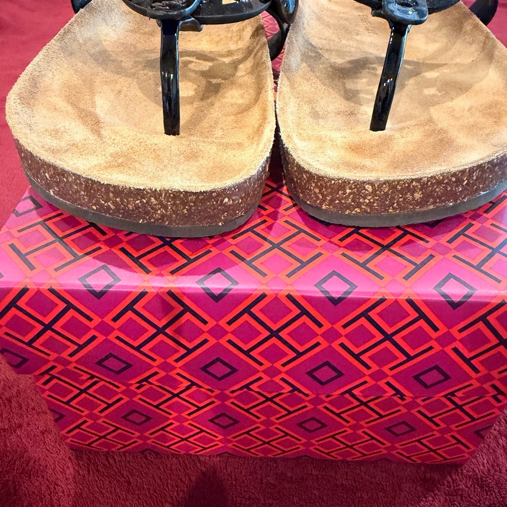 Tory Burch Black and Tan Miller Cloud - Picture 7 of 11